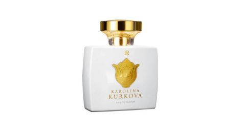 karolina-kurkova-eau-de-noi-parfum.jpg